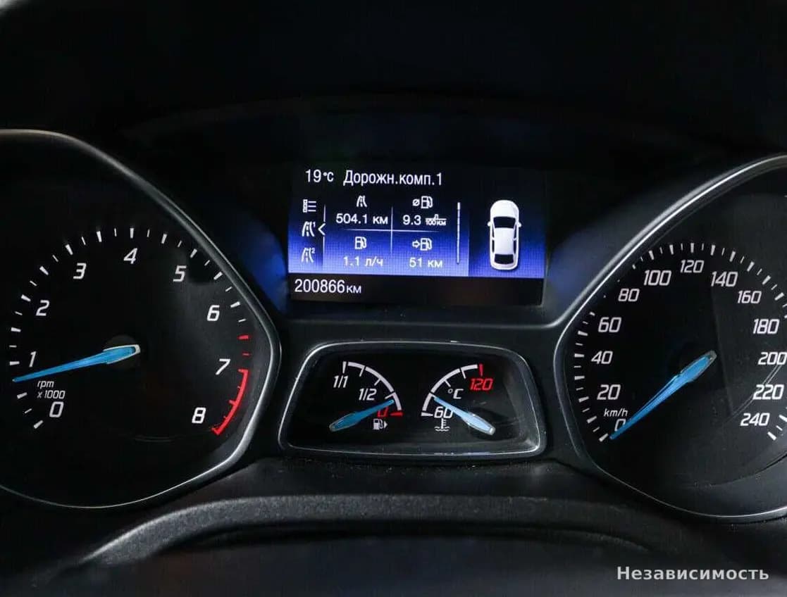 Ford Focus 2013 с пробегом — фото 9