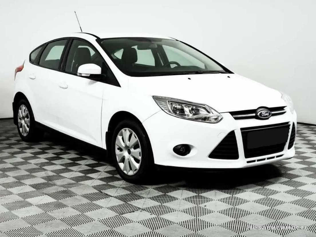 Ford Focus 2015 с пробегом — фото 3
