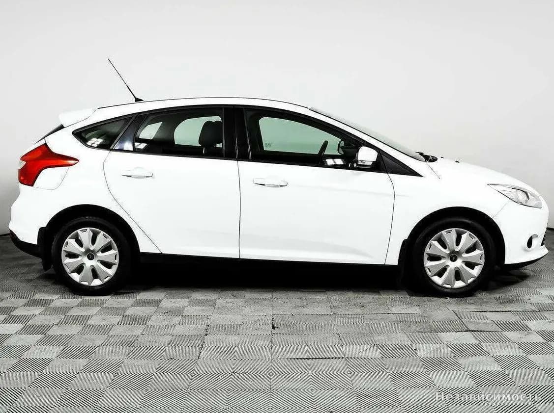 Ford Focus 2015 с пробегом — фото 4