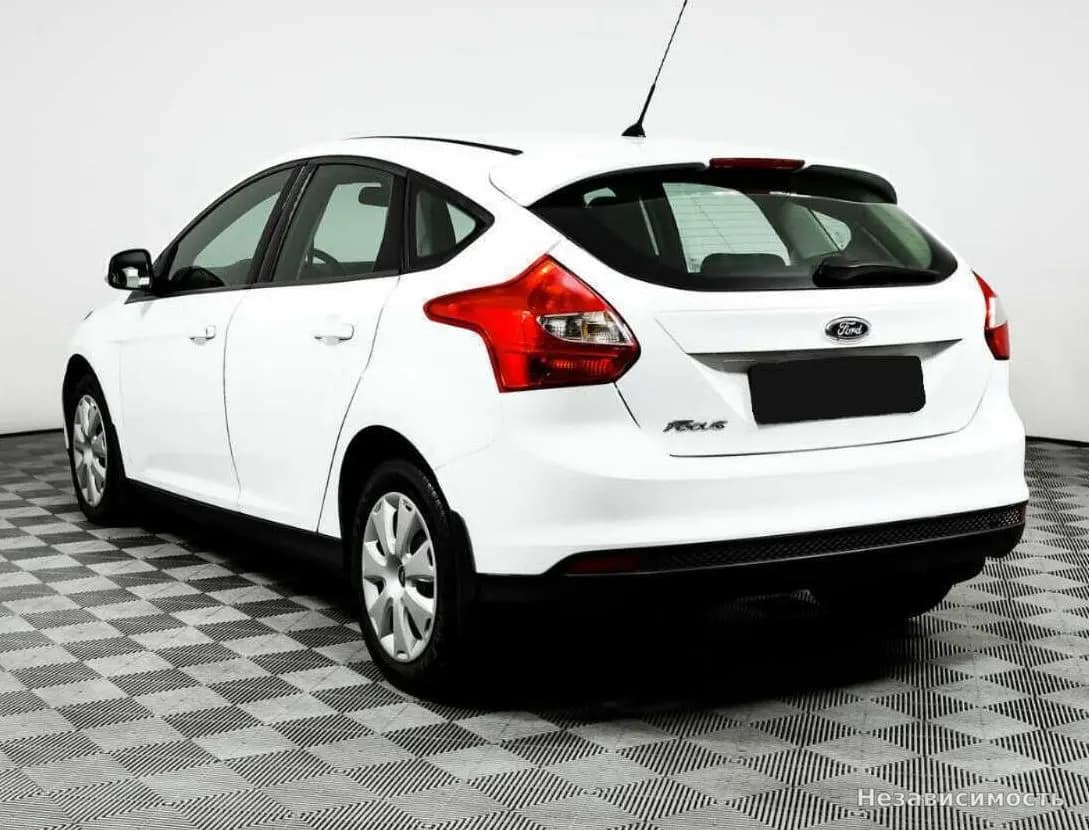 Ford Focus 2015 с пробегом — фото 7