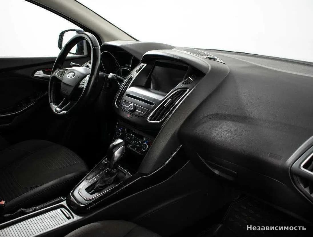 Ford Focus 2017 с пробегом — фото 9