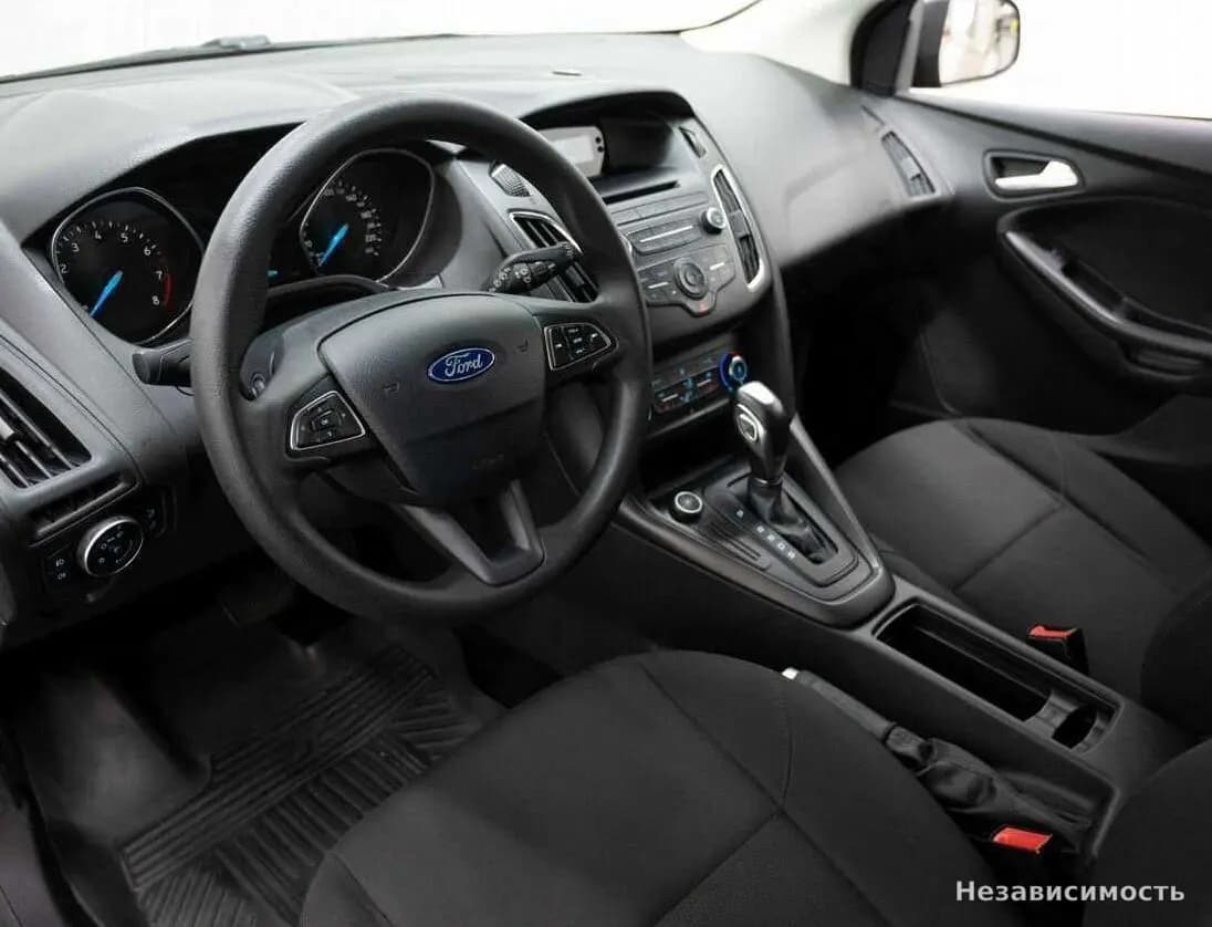 Ford Focus 2019 с пробегом — фото 7