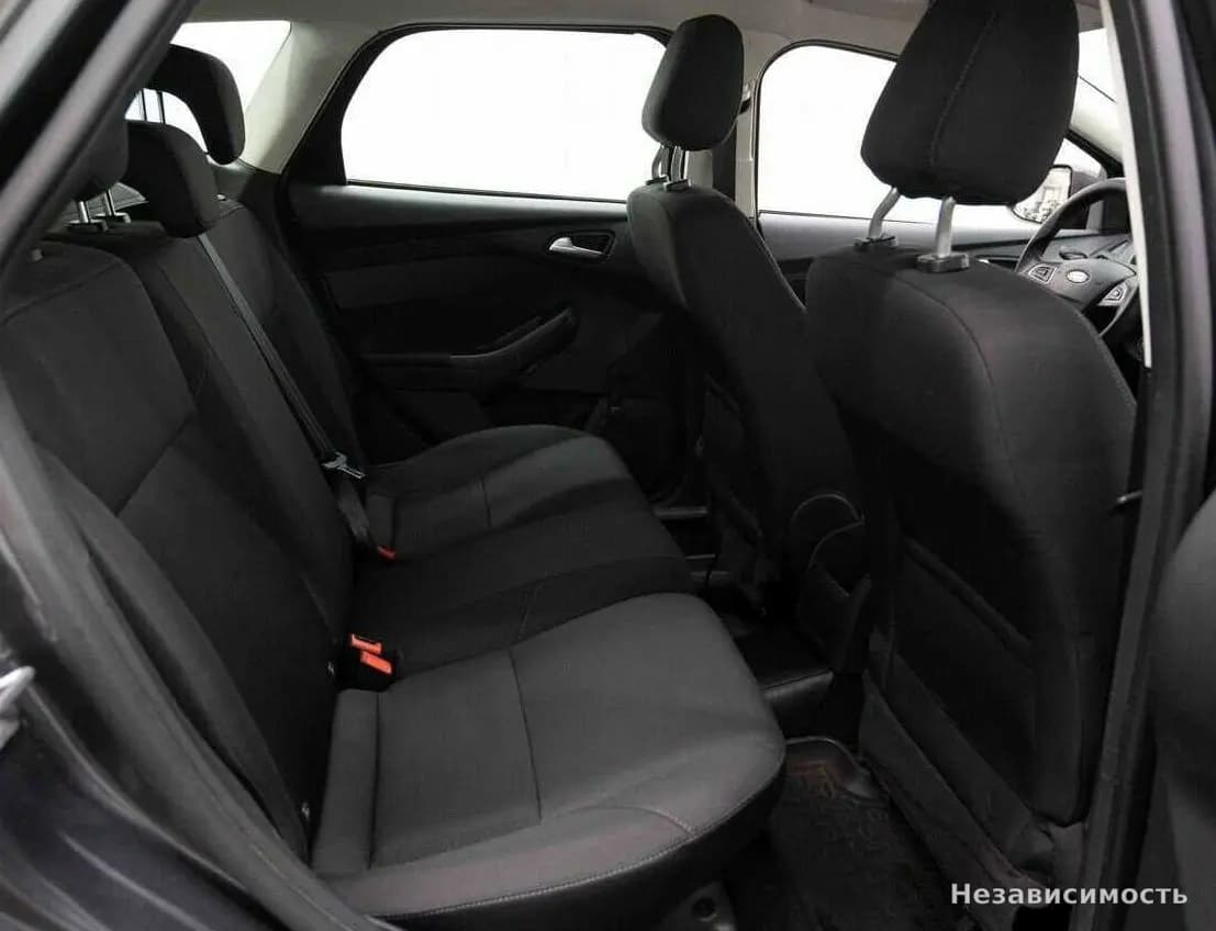 Ford Focus 2019 с пробегом — фото 10