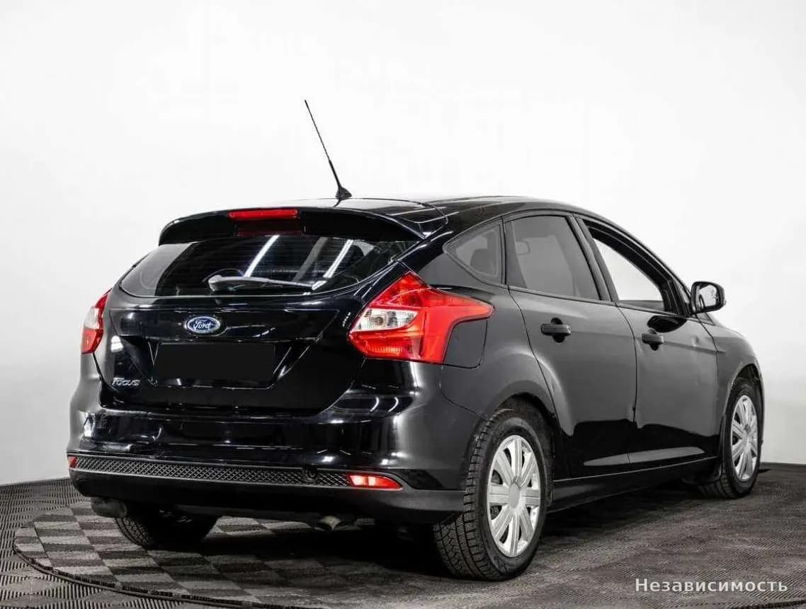 Ford Focus 2013 с пробегом — фото 4