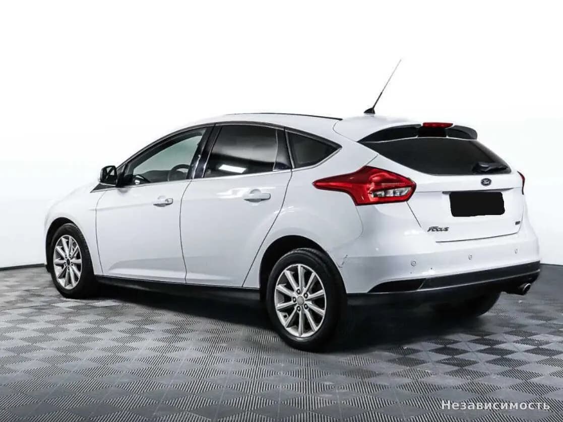 Ford Focus 2015 с пробегом — фото 7