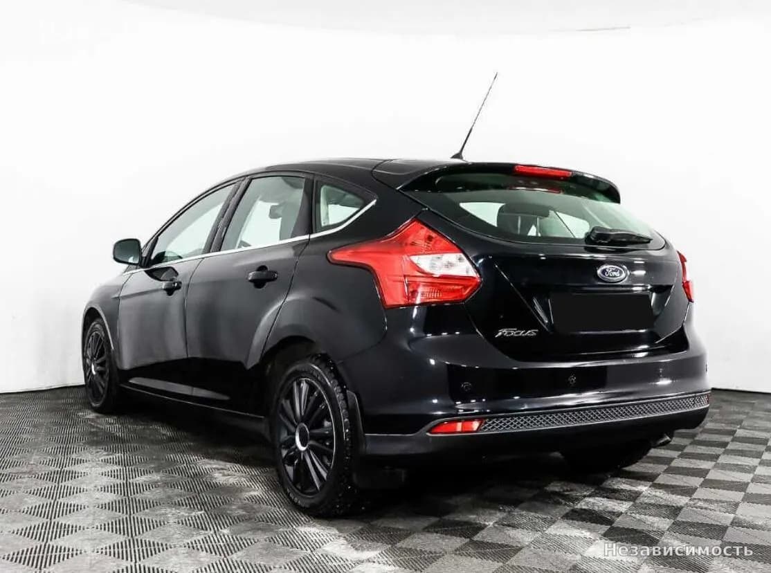Ford Focus 2014 с пробегом — фото 7