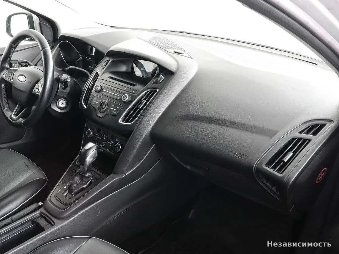 Ford Focus 2016 с пробегом — фото 6