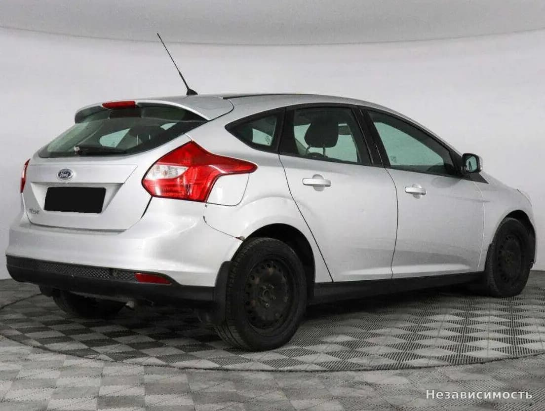 Ford Focus 2014 с пробегом — фото 3