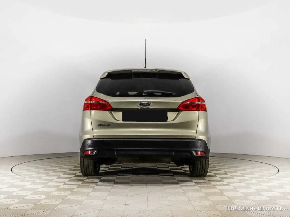 Ford Focus 2015 с пробегом — фото 6