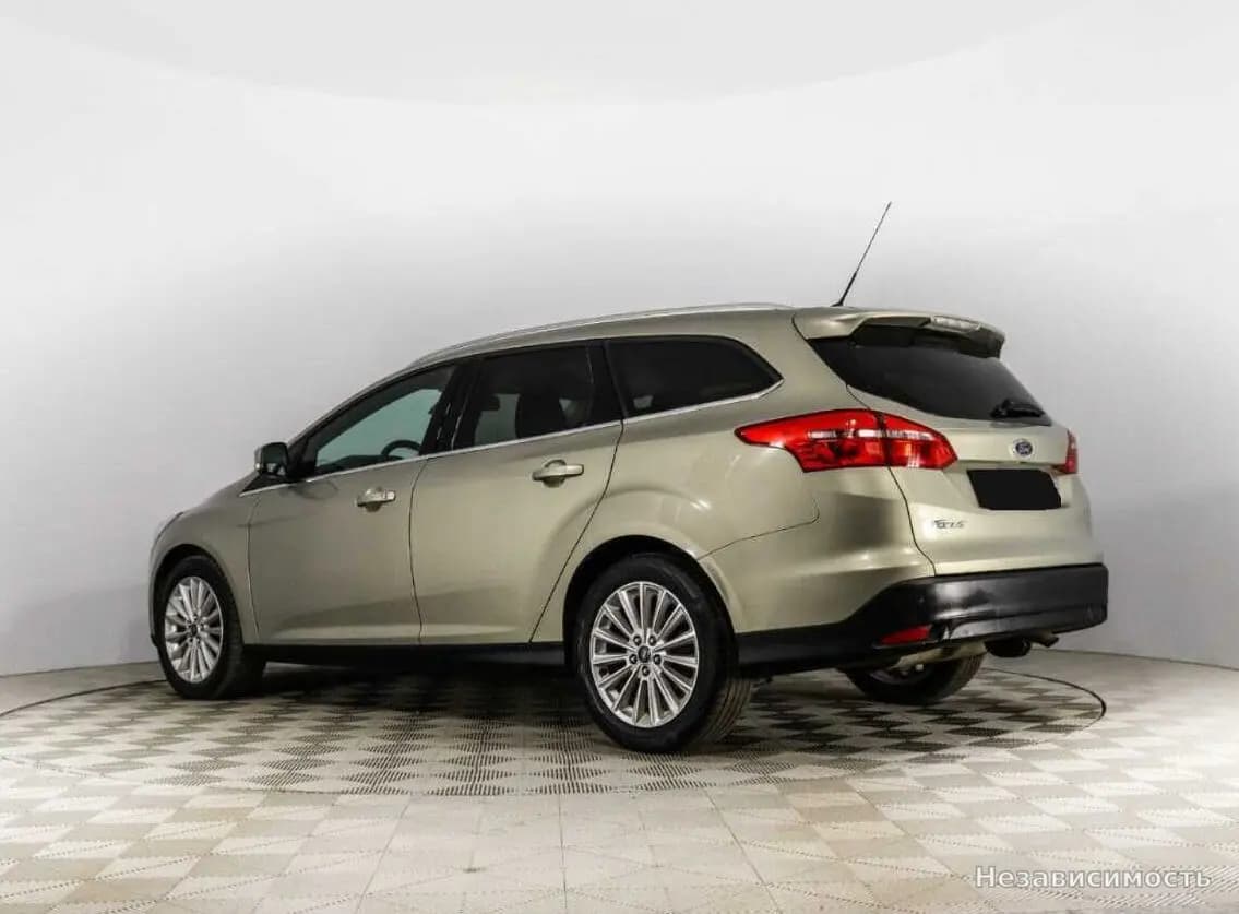Ford Focus 2015 с пробегом — фото 7