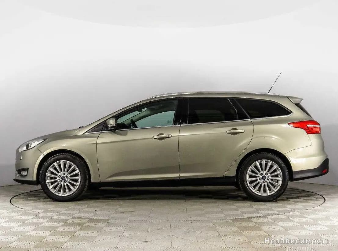 Ford Focus 2015 с пробегом — фото 8