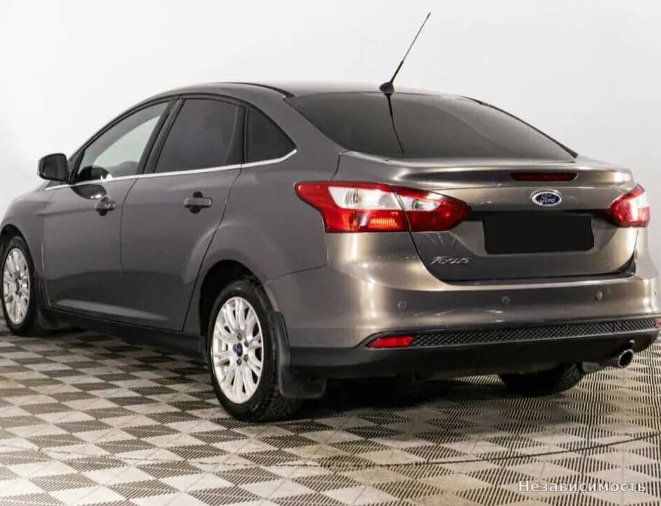 Ford Focus 2012 с пробегом — фото 7