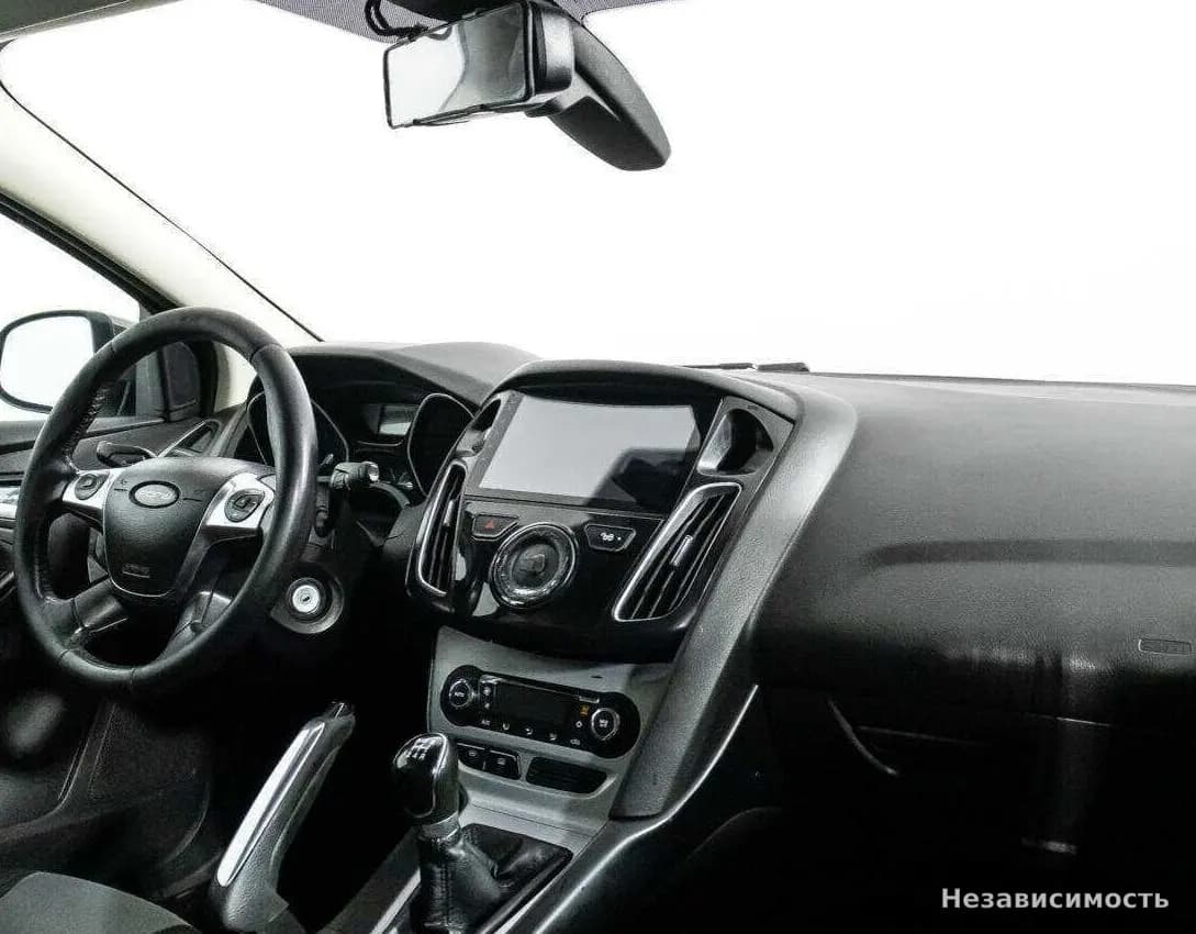 Ford Focus 2013 с пробегом — фото 9