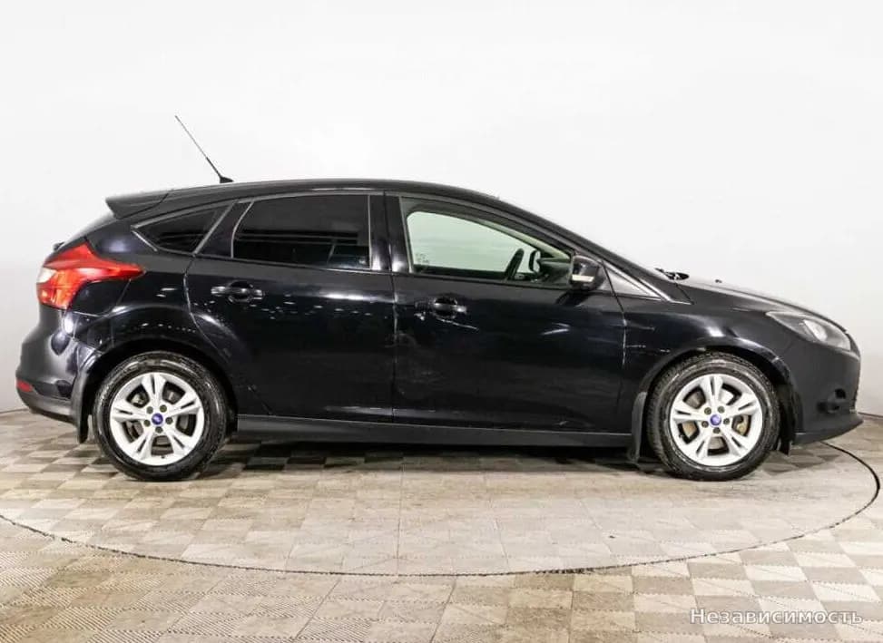Ford Focus 2014 с пробегом — фото 4