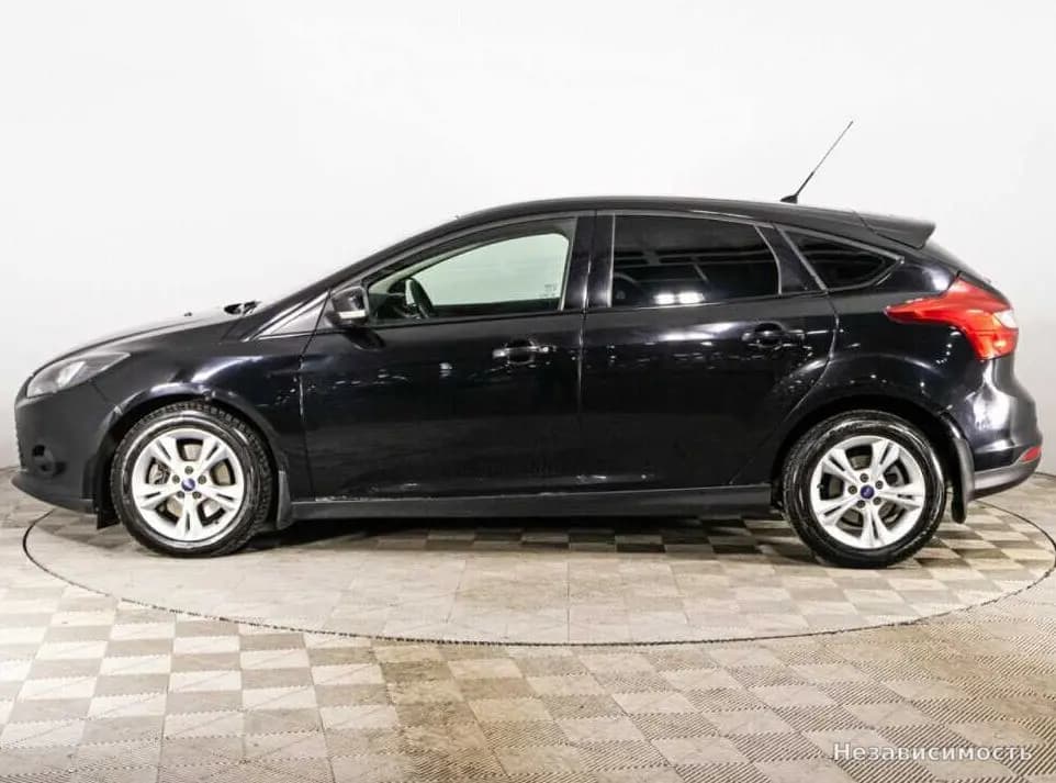 Ford Focus 2014 с пробегом — фото 8
