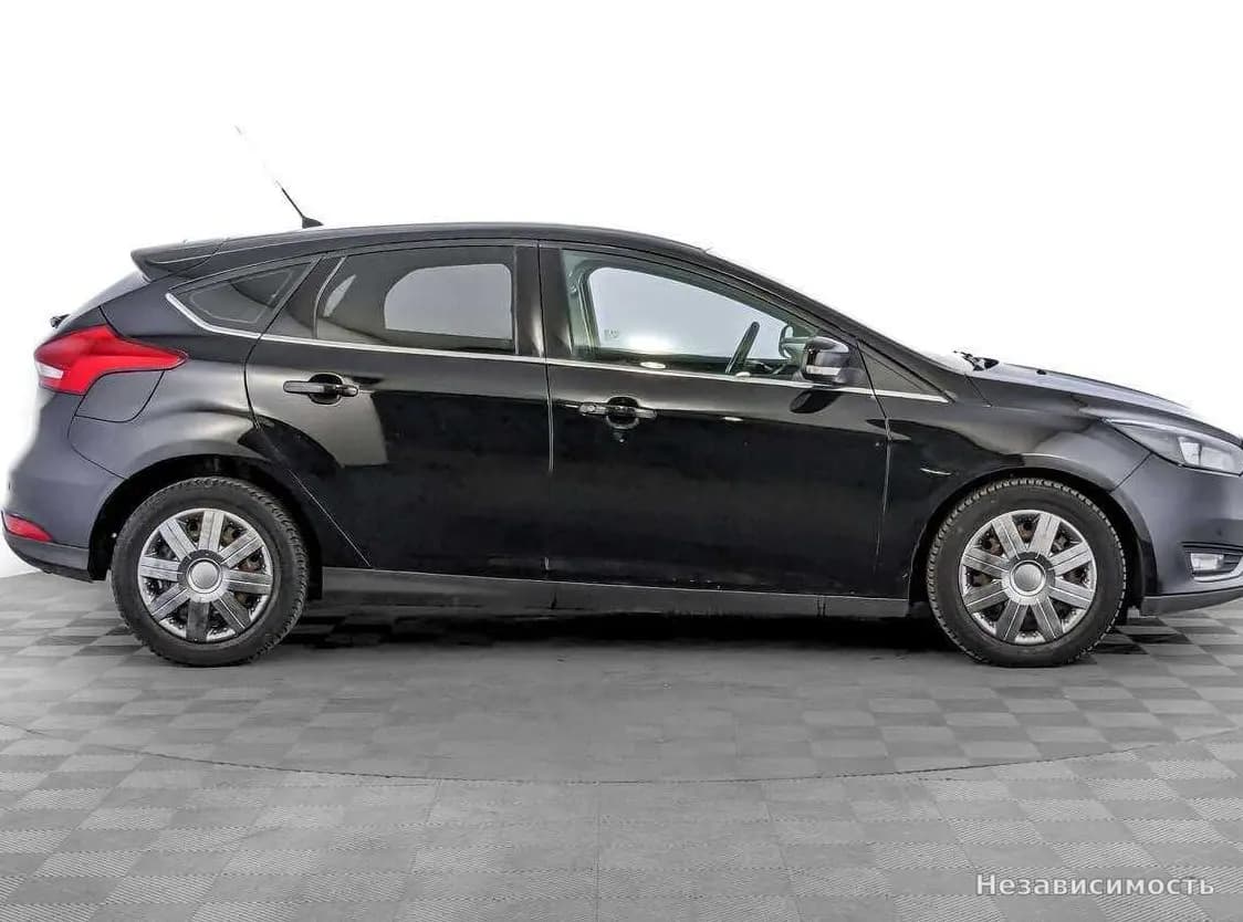 Ford Focus 2015 с пробегом — фото 8