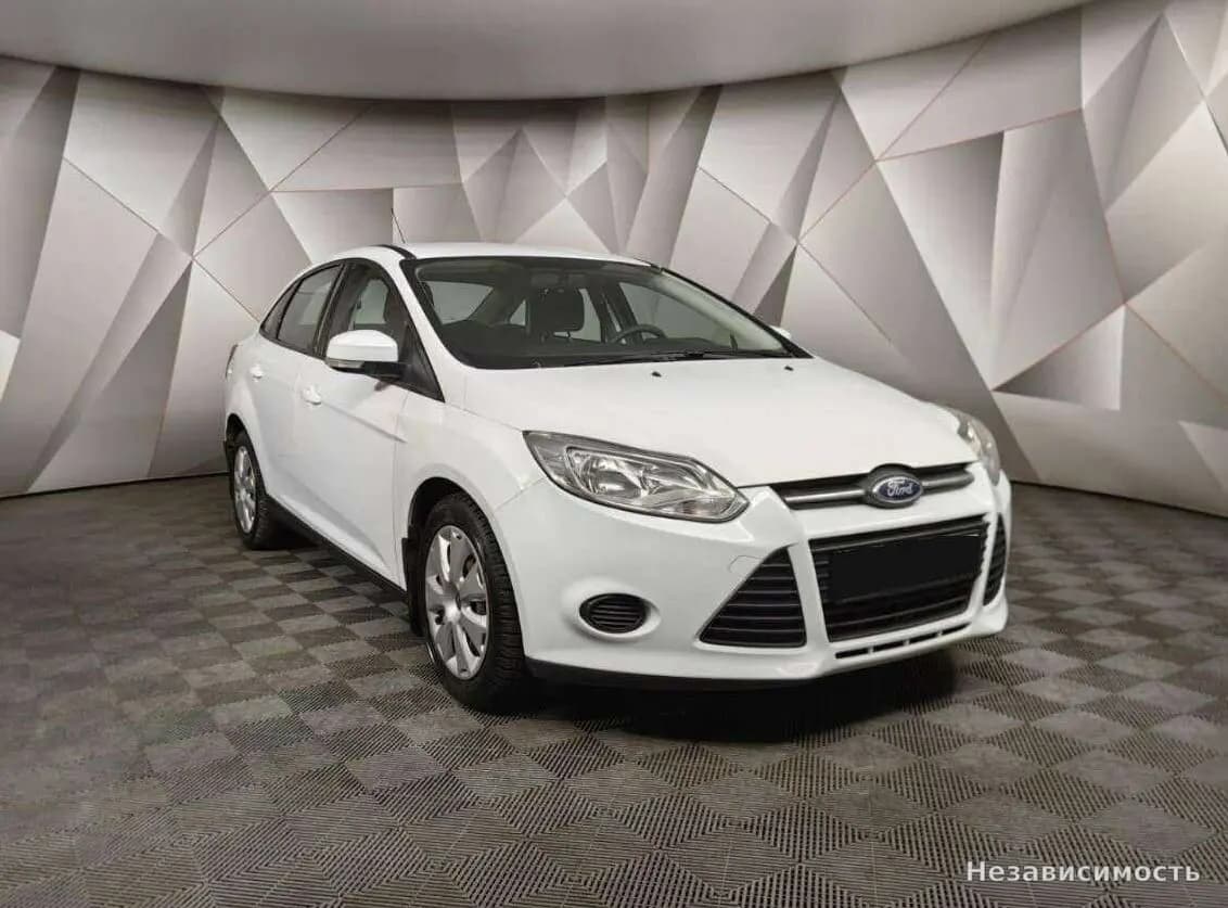 Ford Focus 2014 с пробегом — фото 3