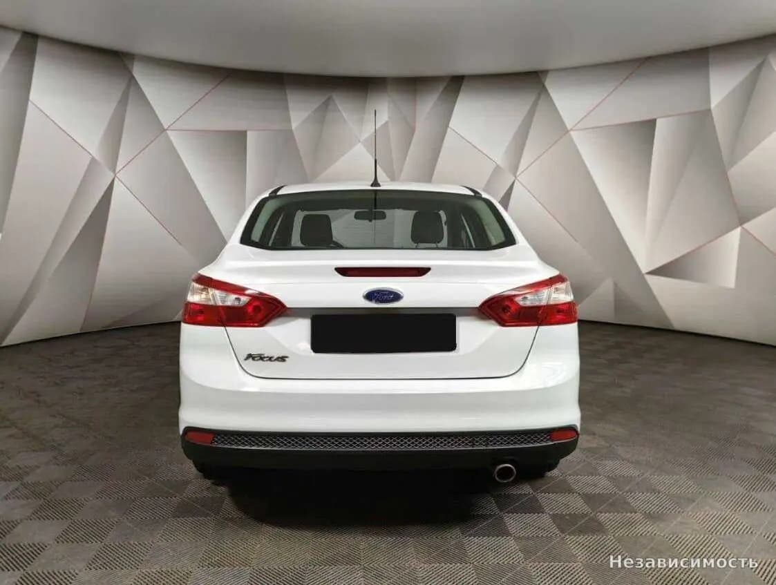 Ford Focus 2014 с пробегом — фото 8