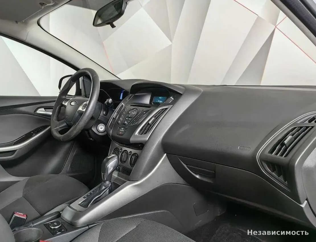 Ford Focus 2014 с пробегом — фото 9