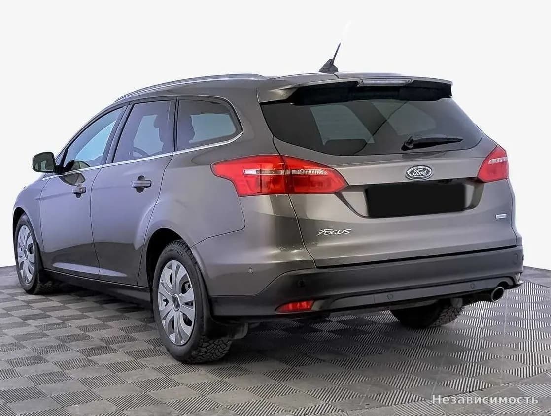 Ford Focus 2017 с пробегом — фото 7