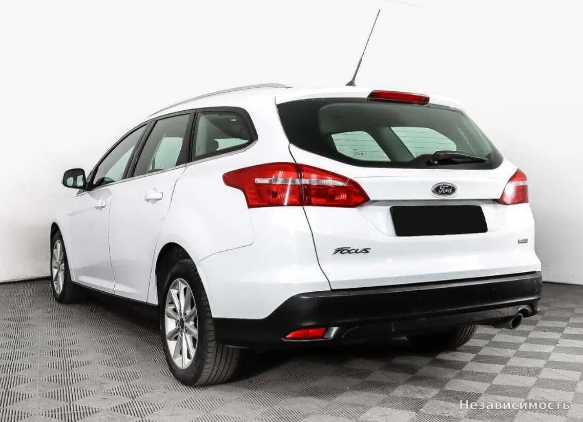 Ford Focus 2016 с пробегом — фото 7