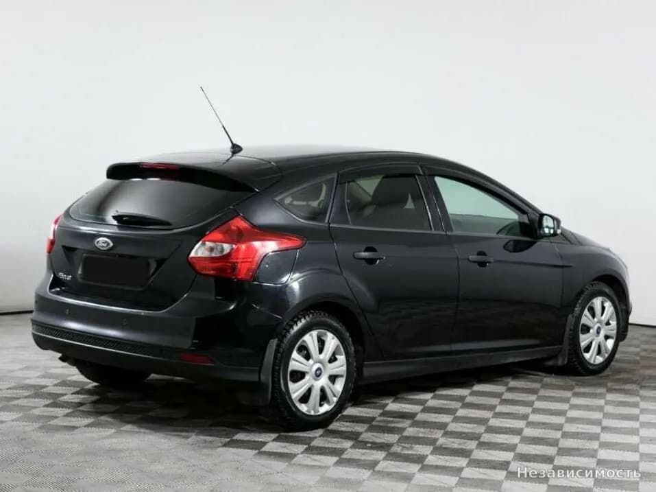 Ford Focus 2013 с пробегом — фото 4