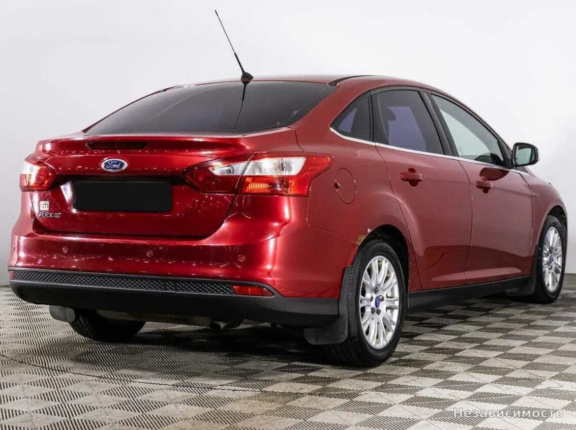 Ford Focus 2013 с пробегом — фото 5