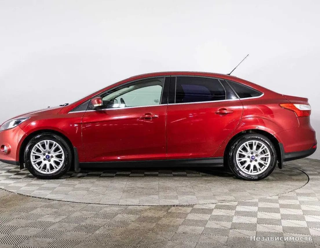 Ford Focus 2013 с пробегом — фото 8