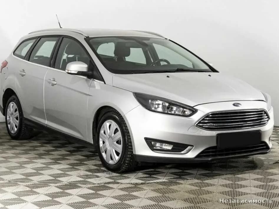 Ford Focus 2017 с пробегом — фото 3