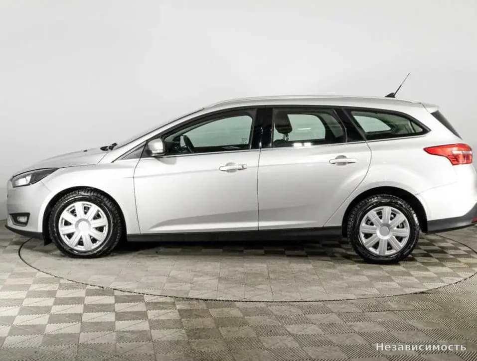 Ford Focus 2017 с пробегом — фото 8