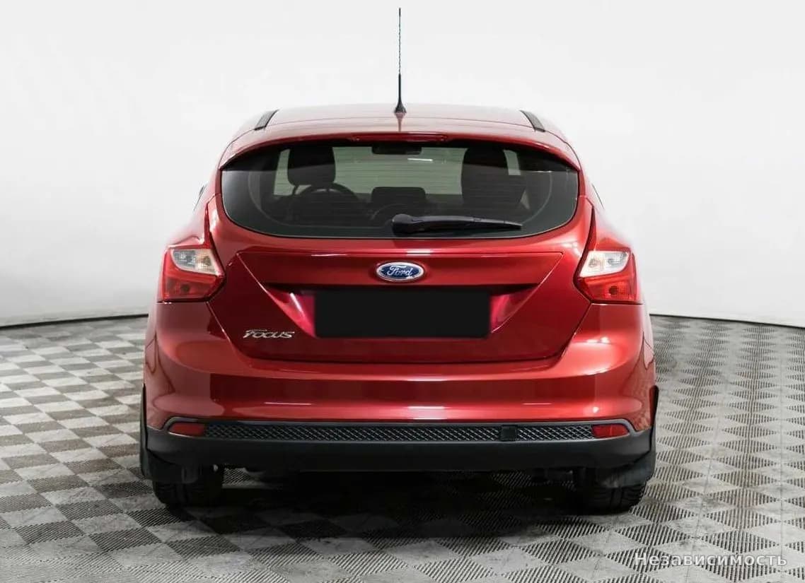 Ford Focus 2012 с пробегом — фото 5