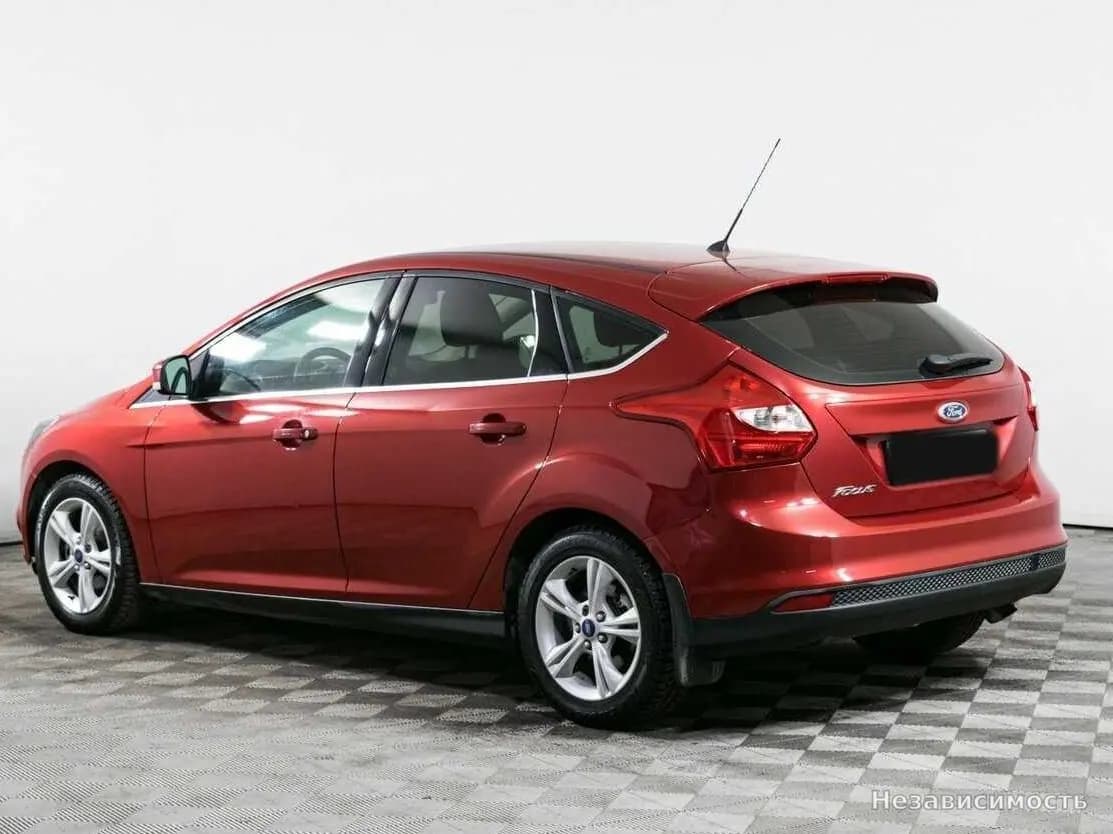 Ford Focus 2012 с пробегом — фото 6