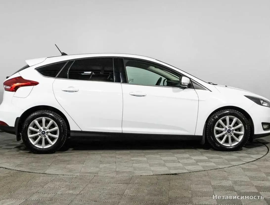 Ford Focus 2018 с пробегом — фото 4