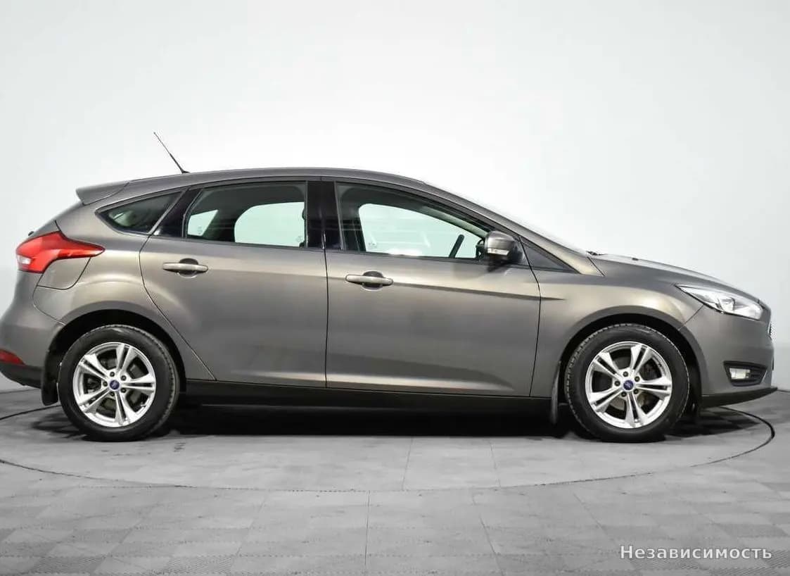 Ford Focus 2016 с пробегом — фото 4