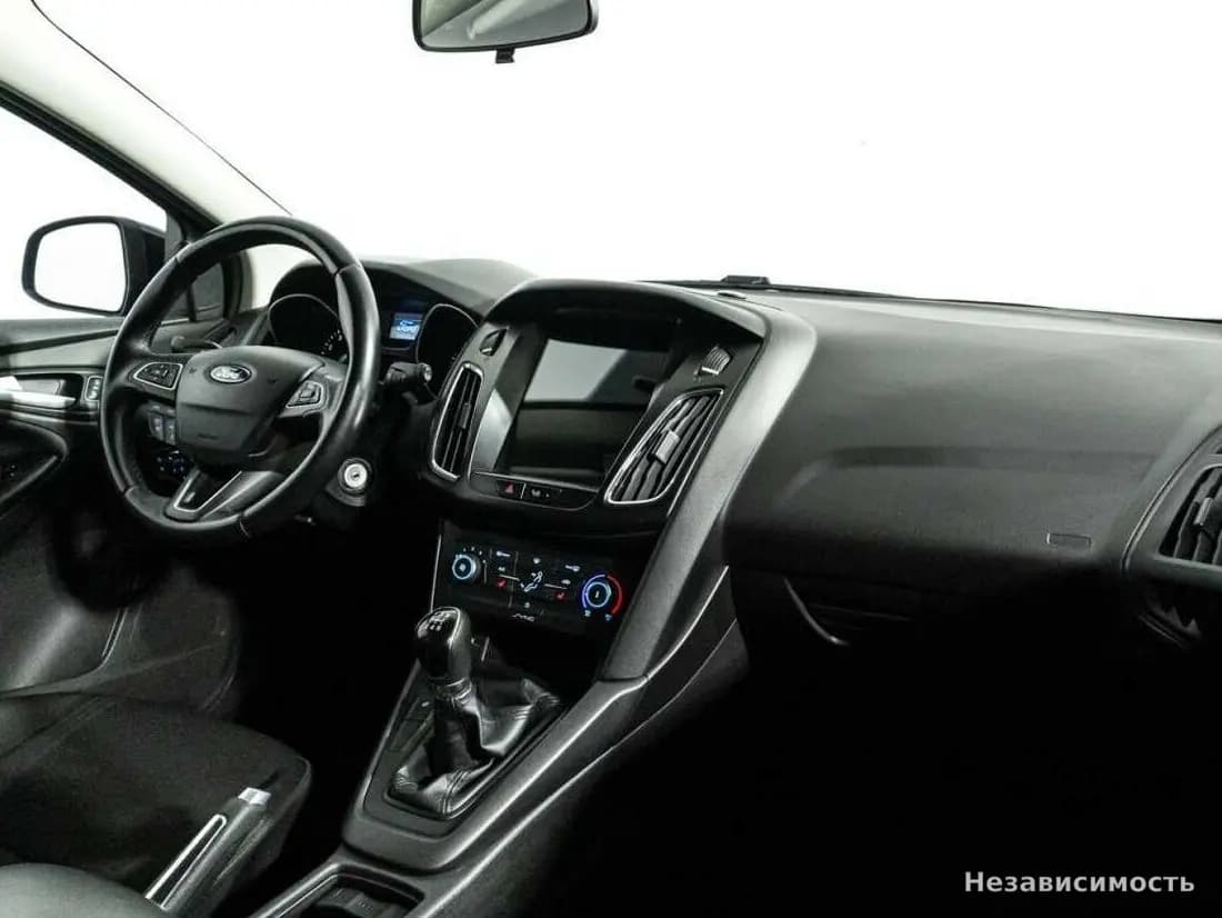 Ford Focus 2018 с пробегом — фото 9