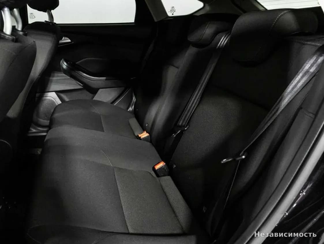 Ford Focus 2018 с пробегом — фото 10