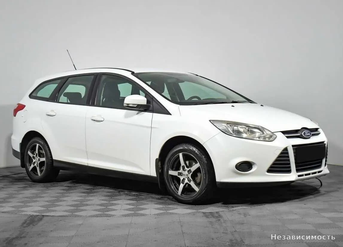 Ford Focus 2015 с пробегом — фото 3