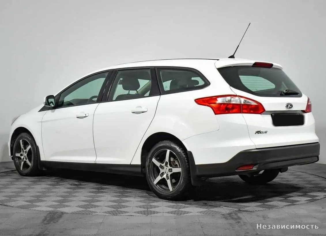 Ford Focus 2015 с пробегом — фото 7