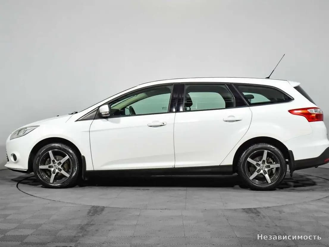 Ford Focus 2015 с пробегом — фото 8