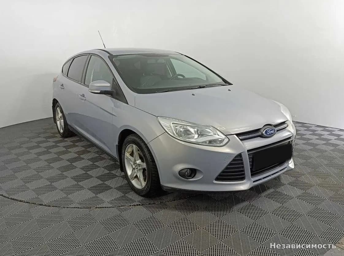 Ford Focus 2013 с пробегом — фото 3