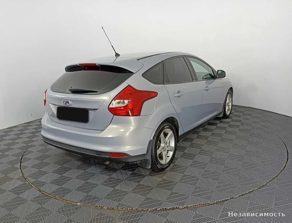 Ford Focus 2013 с пробегом — фото 5