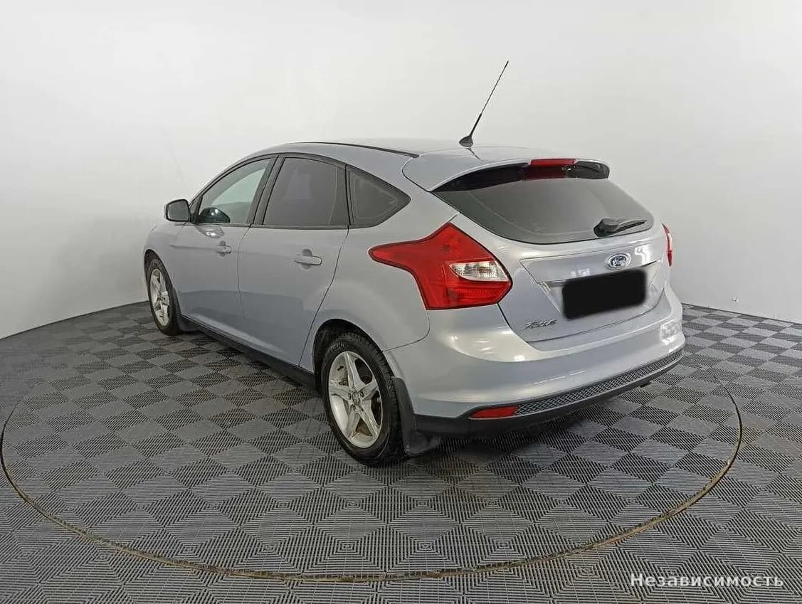 Ford Focus 2013 с пробегом — фото 7