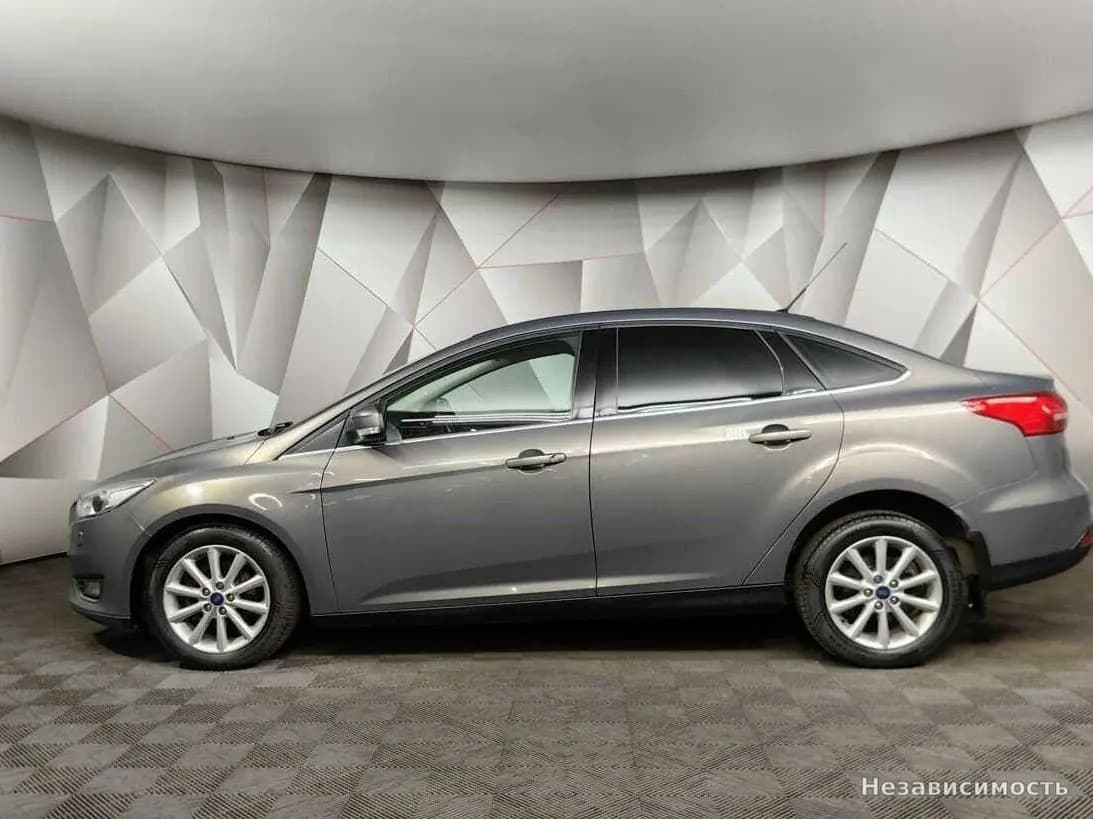 Ford Focus 2016 с пробегом — фото 5