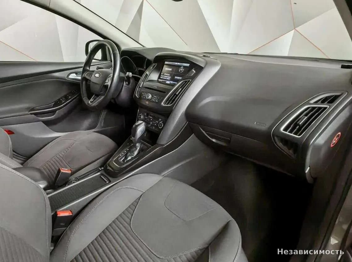 Ford Focus 2016 с пробегом — фото 9