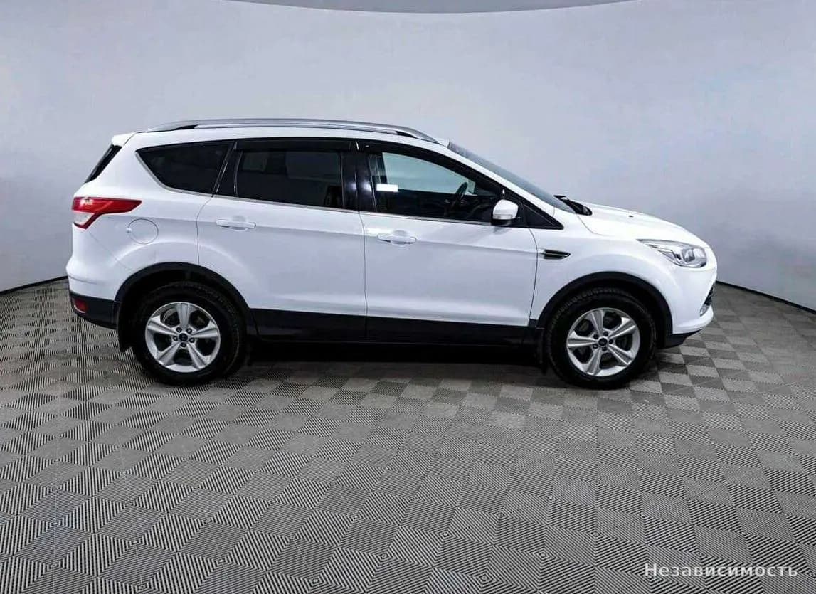 Ford Kuga 2015 с пробегом — фото 4