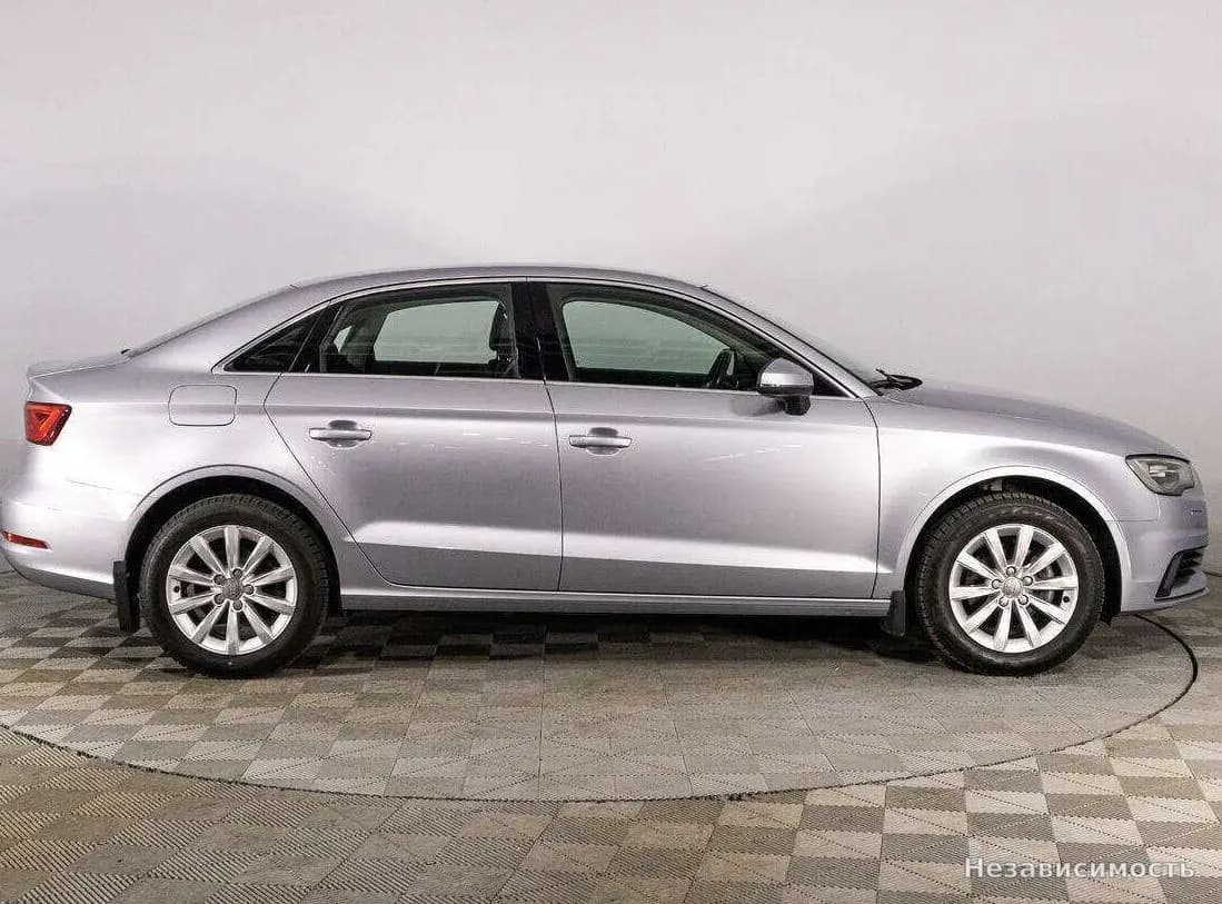 Audi A3 2015 с пробегом — фото 4