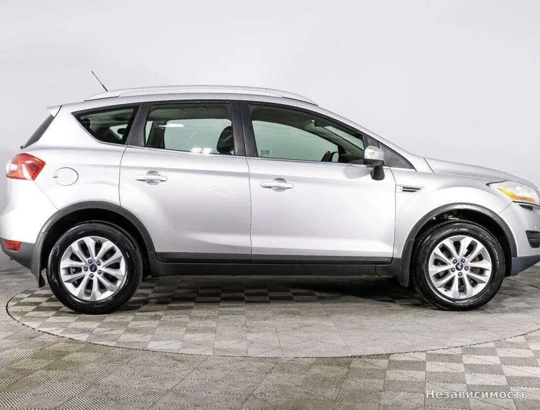Ford Kuga 2012 с пробегом — фото 4