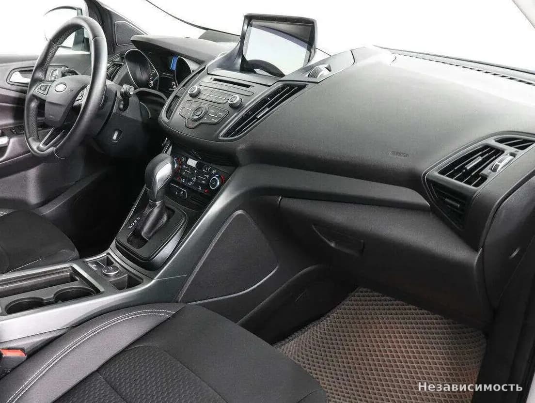 Ford Kuga 2017 с пробегом — фото 10