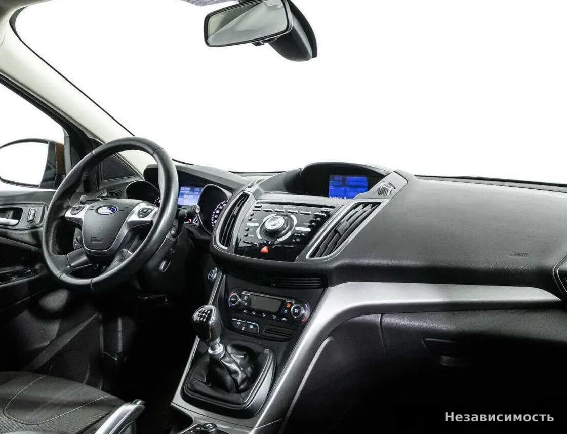 Ford Kuga 2013 с пробегом — фото 9
