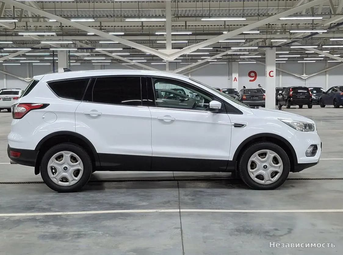 Ford Kuga 2018 с пробегом — фото 4